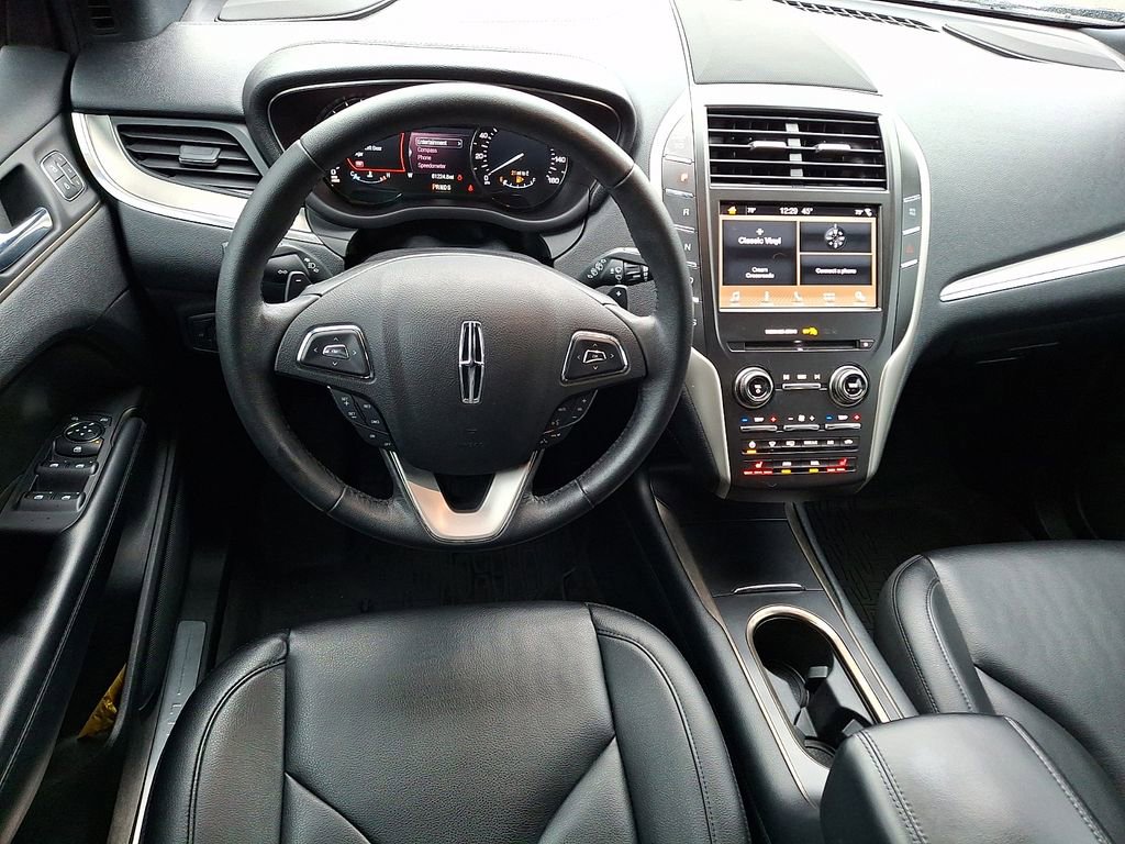 Used 2019 Lincoln MKC Premiere image 2