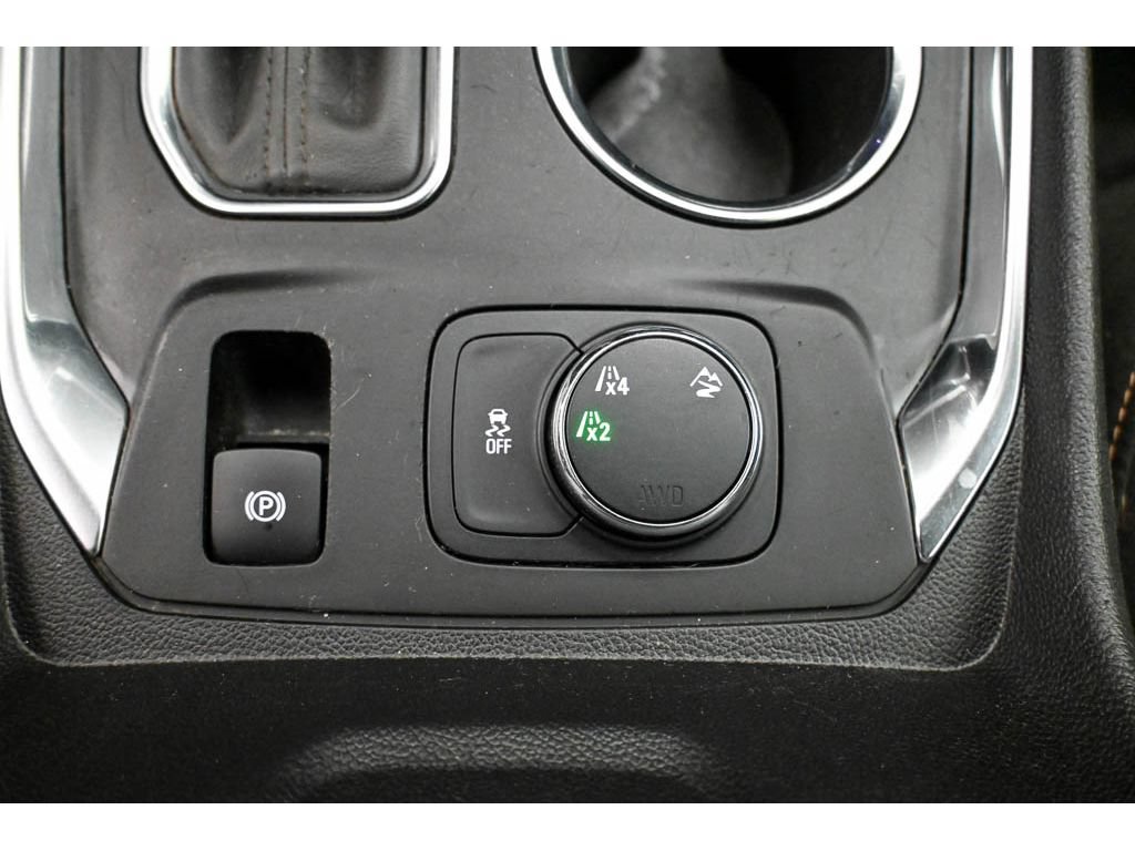 Used 2019 Chevrolet Traverse LS AWD/4WD image 44
