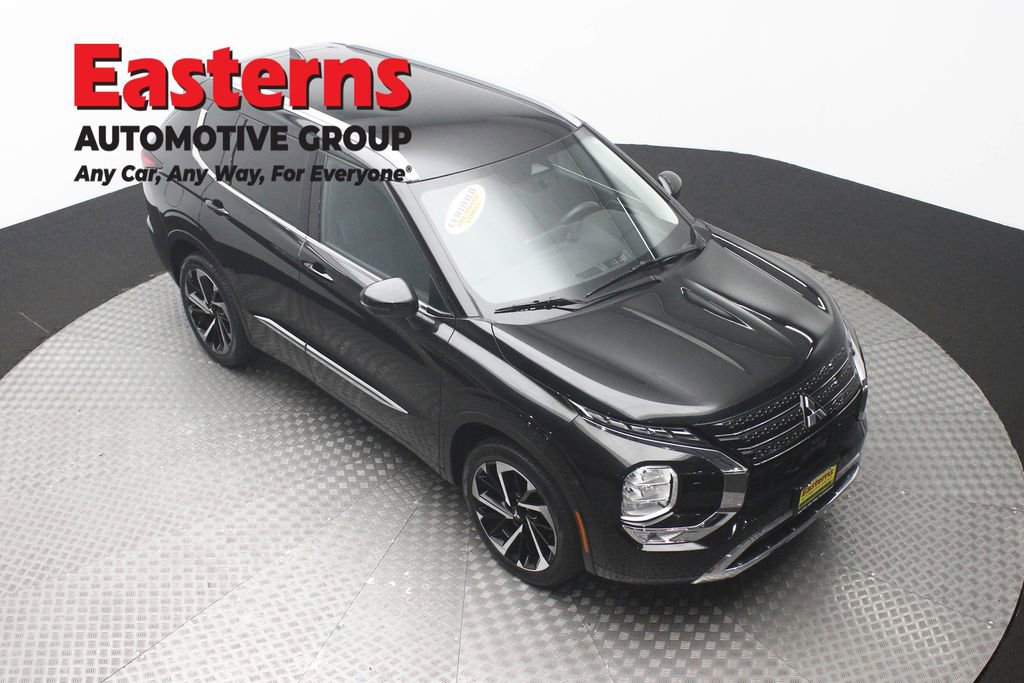 Used 2022 Mitsubishi Outlander SEL AWD/4WD image 3