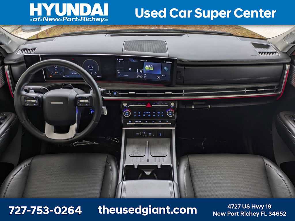 Used 2025 Hyundai Santa Fe Limited FWD image 22