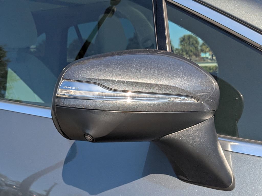 Used 2023 Mercedes-Benz EQE 350+ SUV image 23