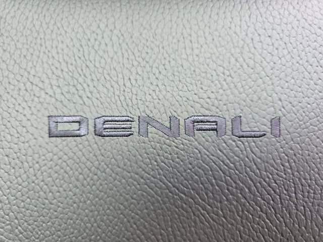 New 2026 GMC Yukon XL Denali w/ Sun & Power Step Package AWD/4WD image 13