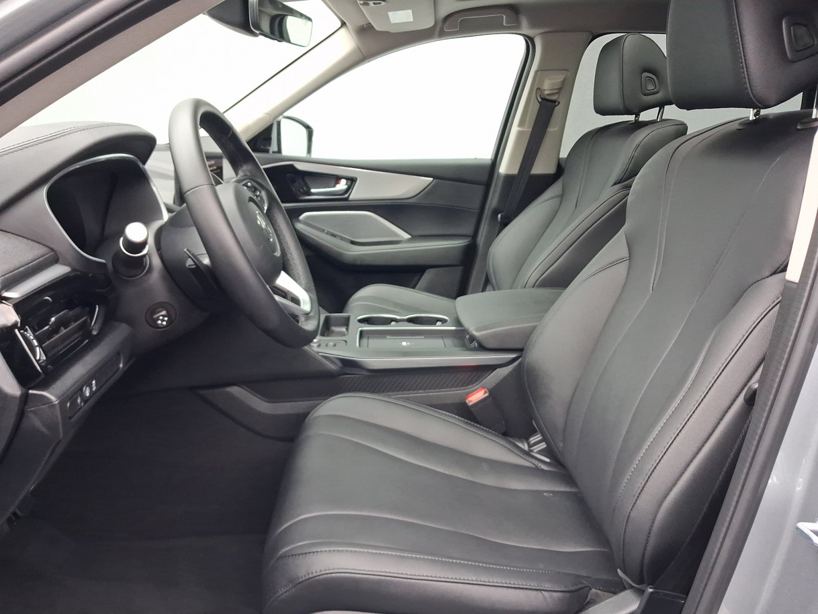 Used 2026 Acura MDX SH-AWD image 5