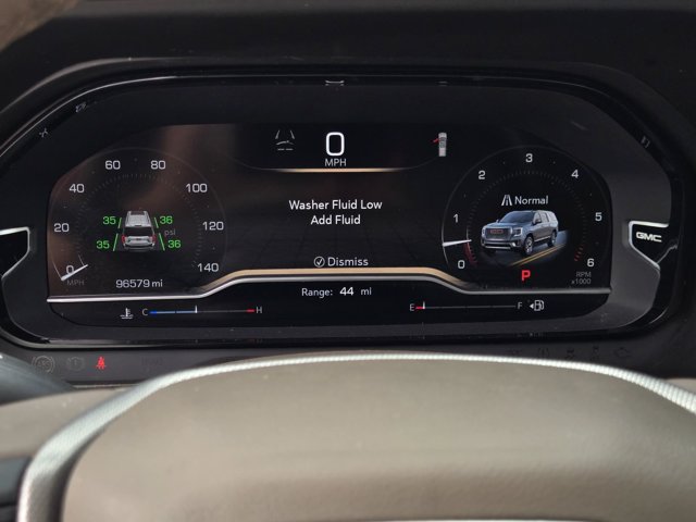 Used 2023 GMC Yukon Denali RWD image 29