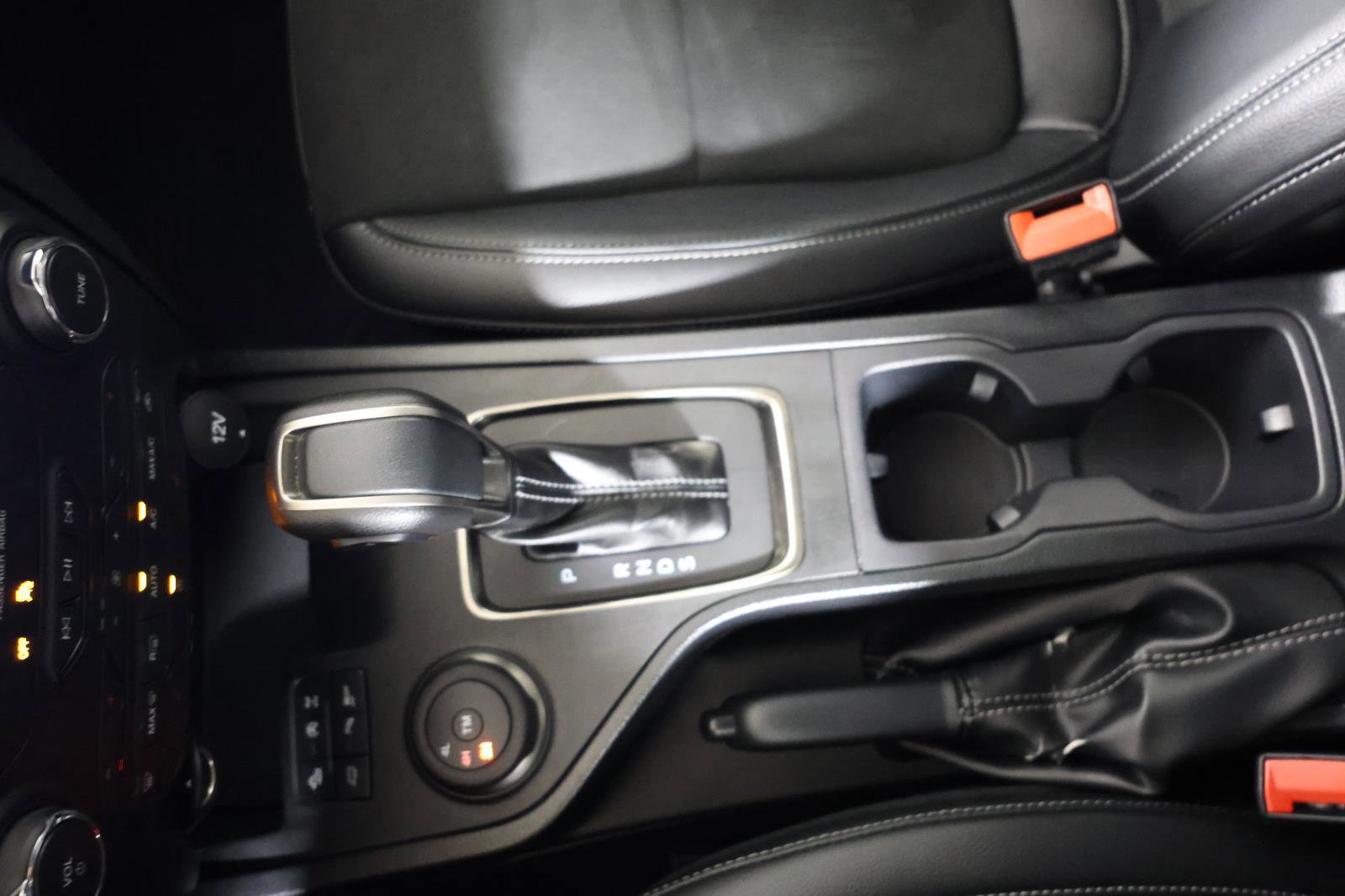 Used 2022 Ford Ranger Lariat w/ Tremor Off-Road Package image 19