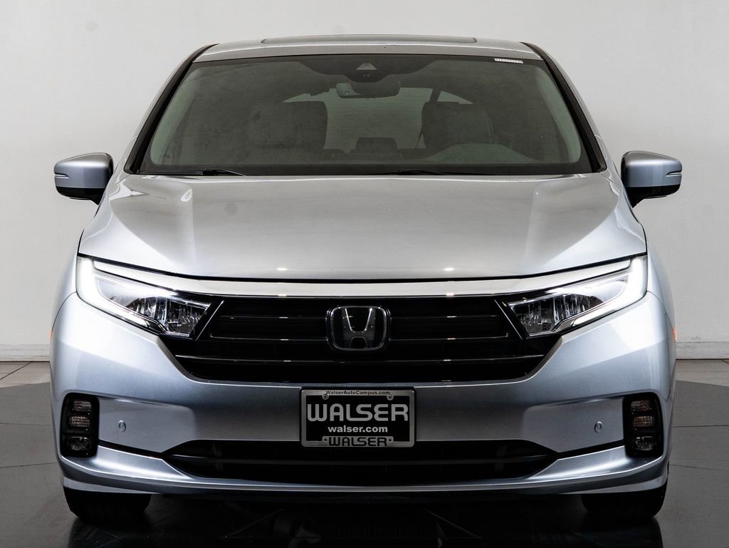 Used 2024 Honda Odyssey Elite image 2