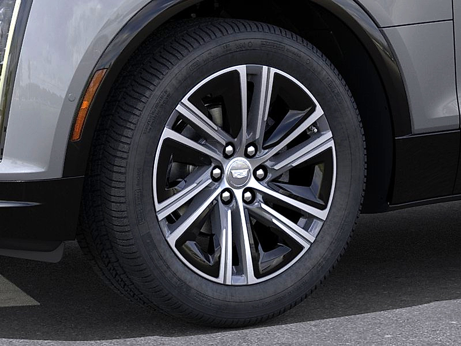 New 2026 Cadillac Lyriq Luxury AWD/4WD image 9