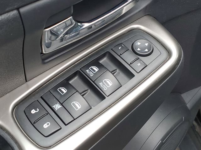 Used 2012 Jeep Liberty Limited Jet w/ Comfort/Convenience Group AWD/4WD image 14