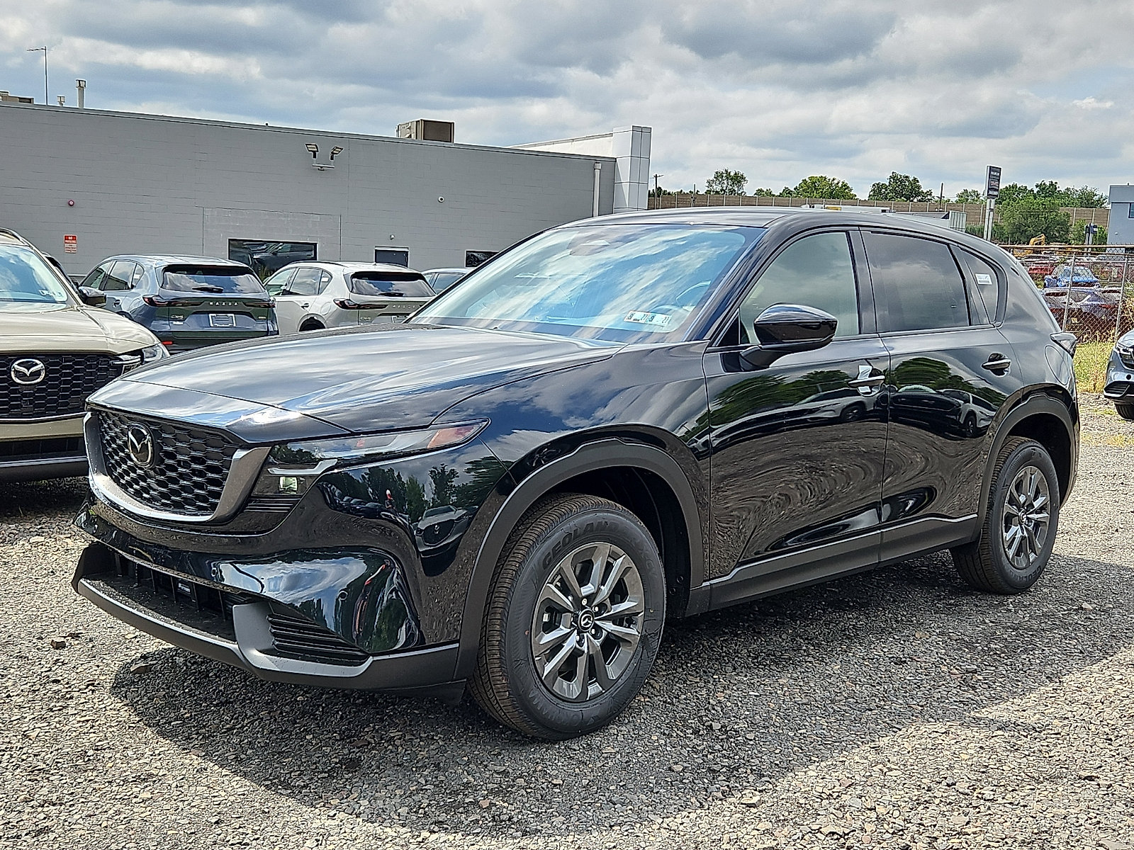 New 2026 MAZDA CX-5 Select AWD/4WD image 3