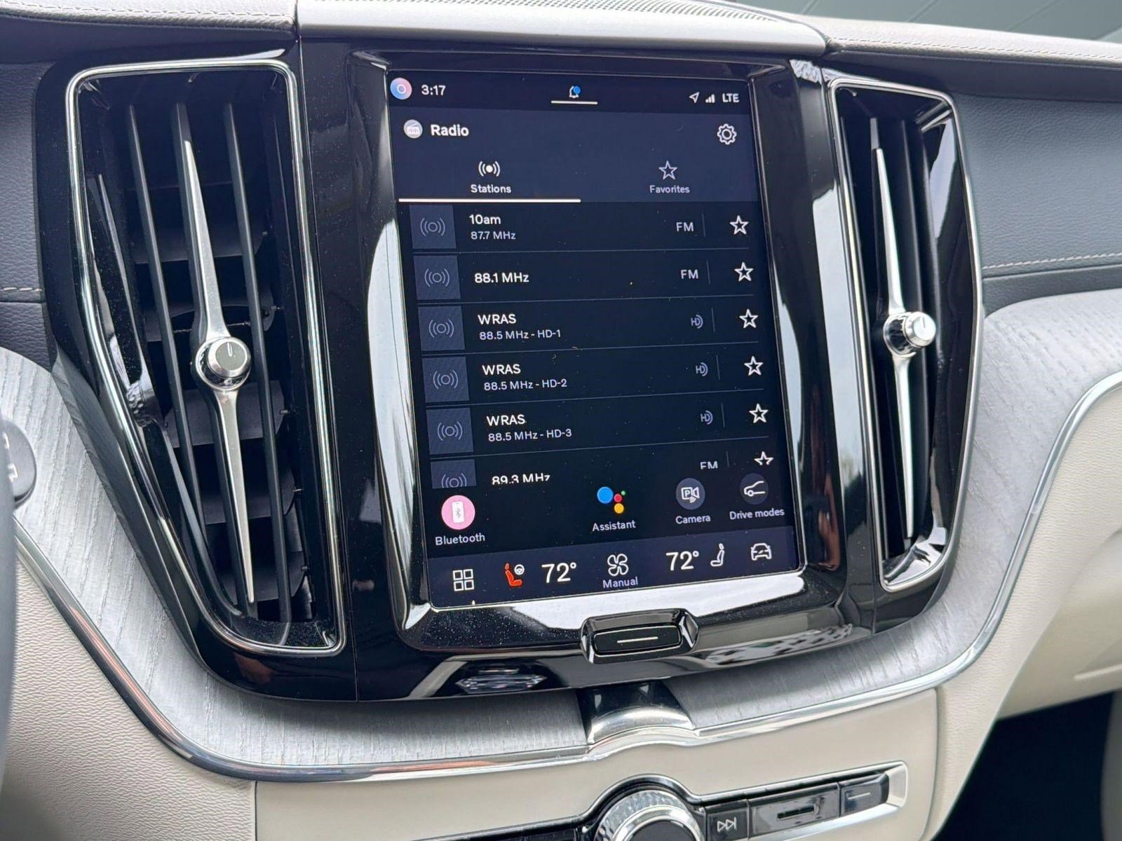 Certified 2024 Volvo XC60 B5 Ultimate image 24