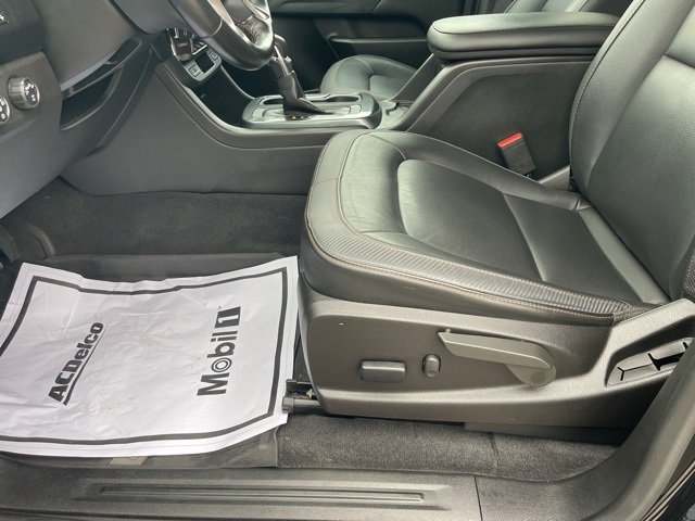 Used 2022 GMC Canyon AT4 image 12