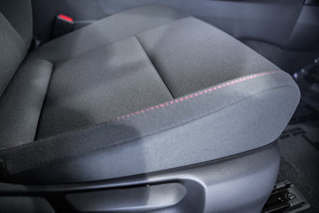 Used 2024 Toyota Prius Prime SE image 30