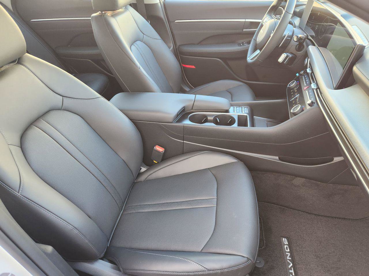 New 2026 Hyundai Sonata Limited FWD image 11