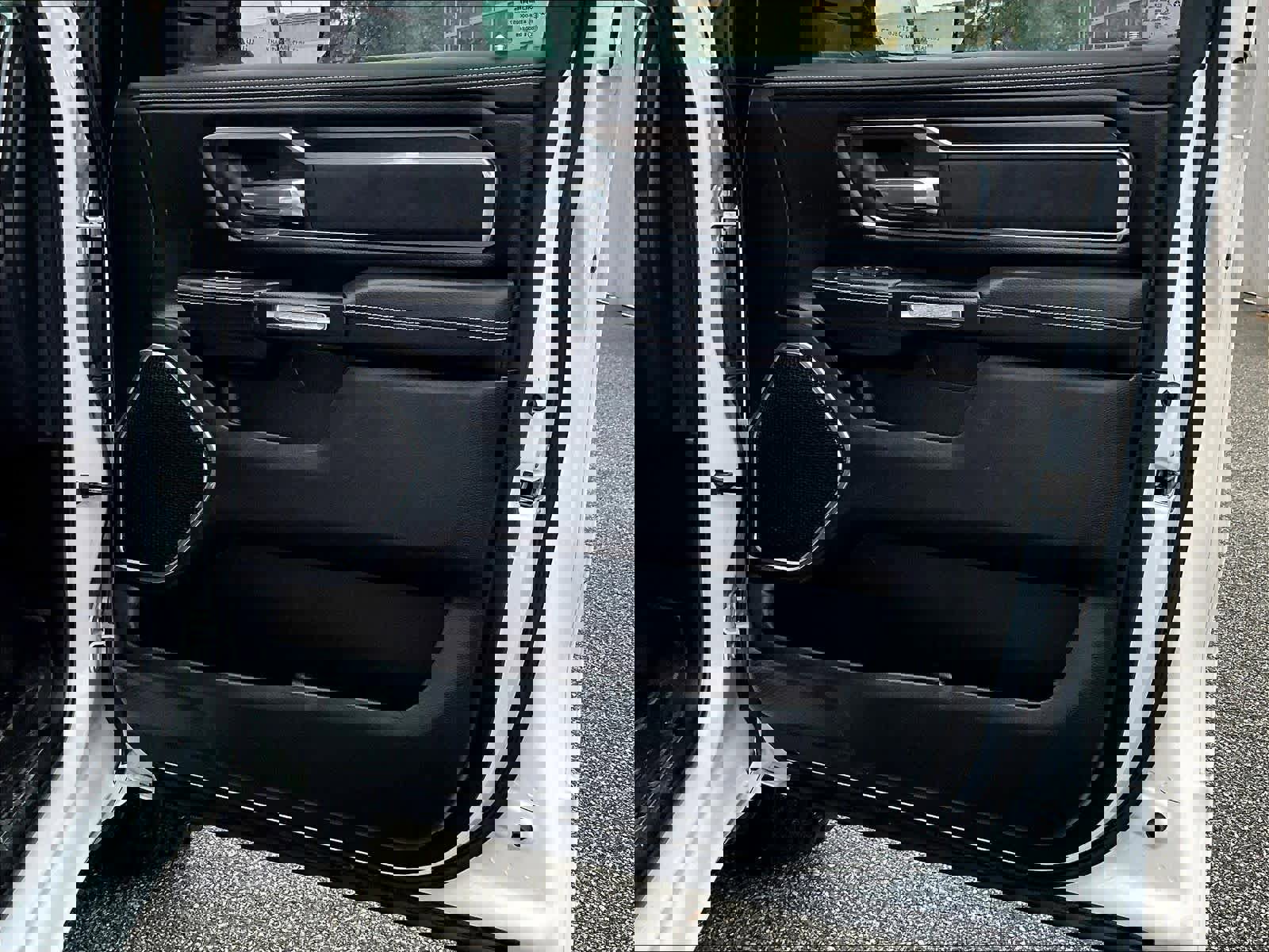 Used 2022 RAM 1500 Laramie image 12