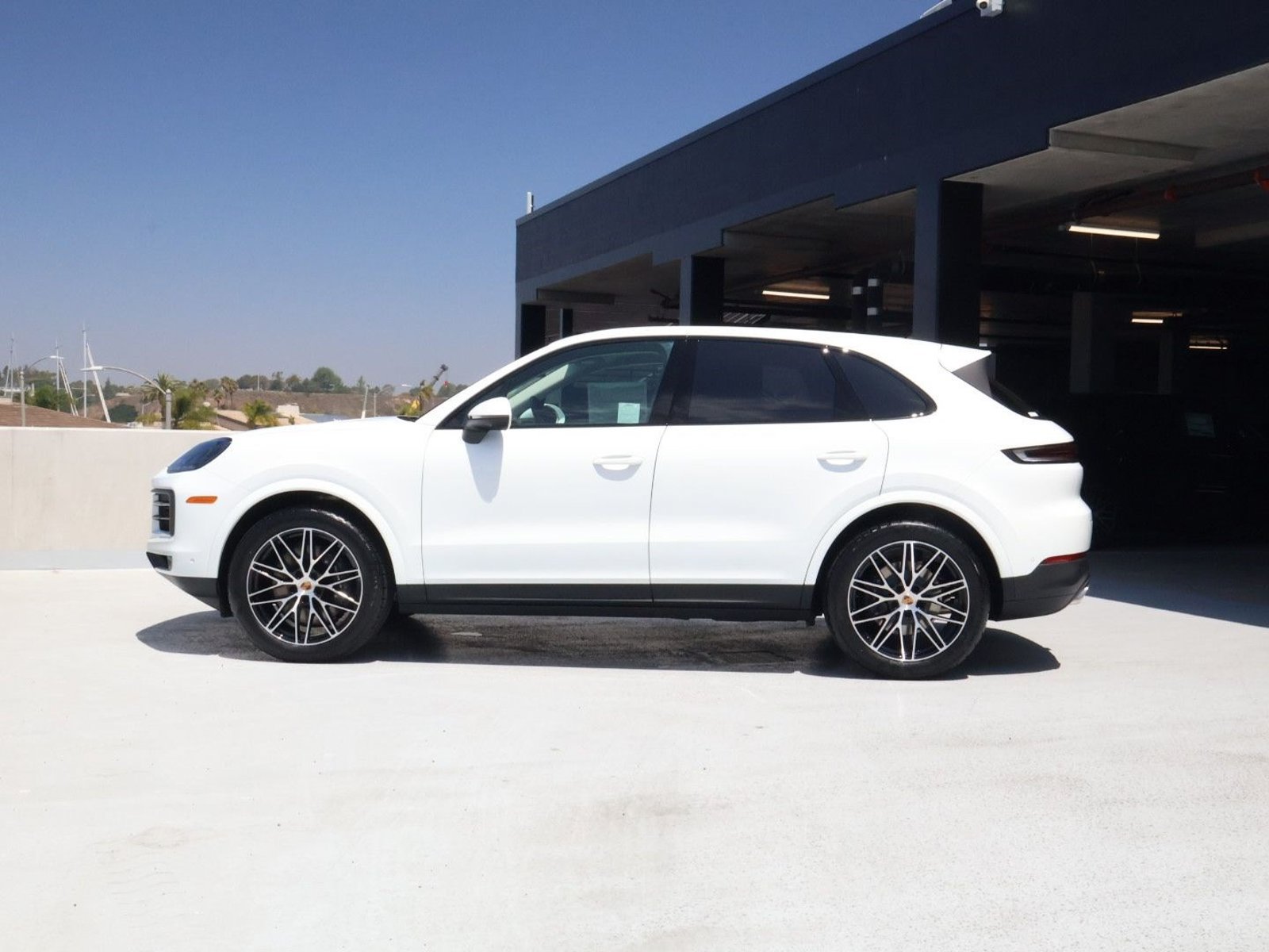 New 2026 Porsche Cayenne AWD/4WD image 2