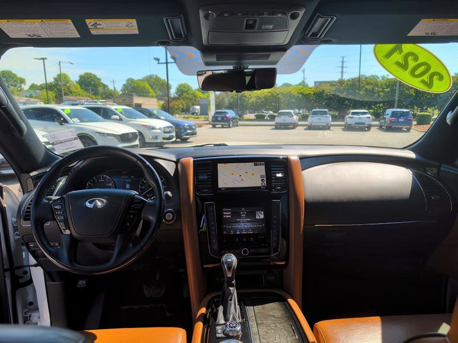 Used 2021 INFINITI QX80 Sensory w/ All-Season Package AWD/4WD image 11