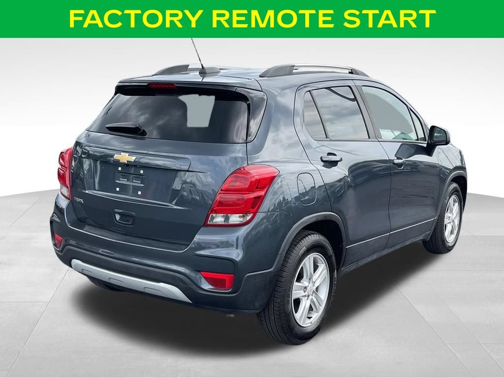 Used 2021 Chevrolet Trax LT w/ LT Convenience Package FWD image 9