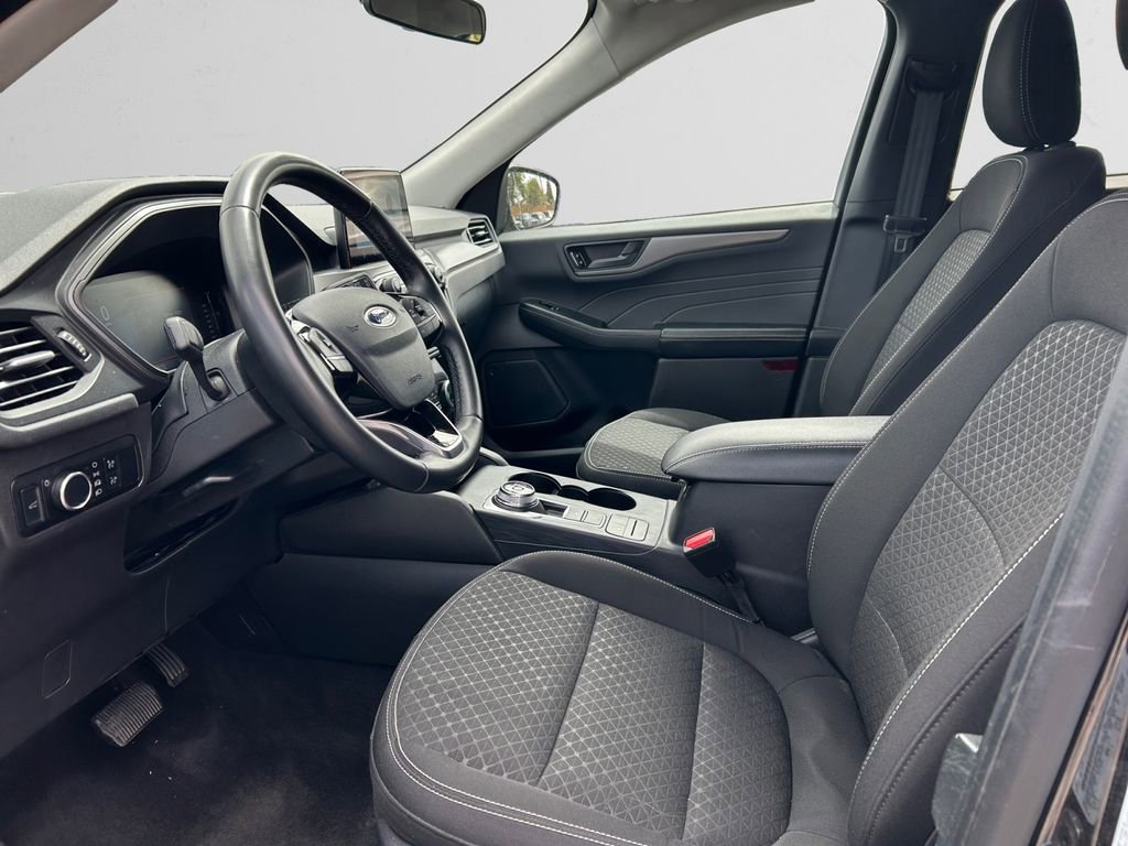 Used 2024 Ford Escape Active AWD/4WD image 10