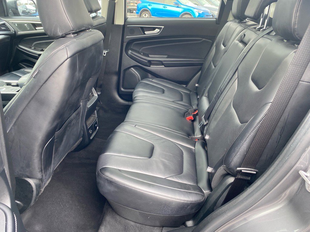 Used 2022 Ford Edge Titanium w/ Class II Trailer Tow Package image 22