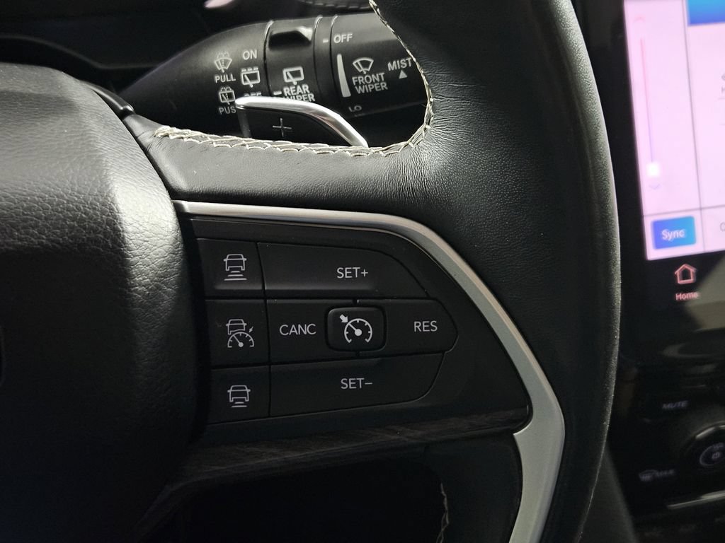 Used 2021 Jeep Grand Cherokee L Limited RWD image 18