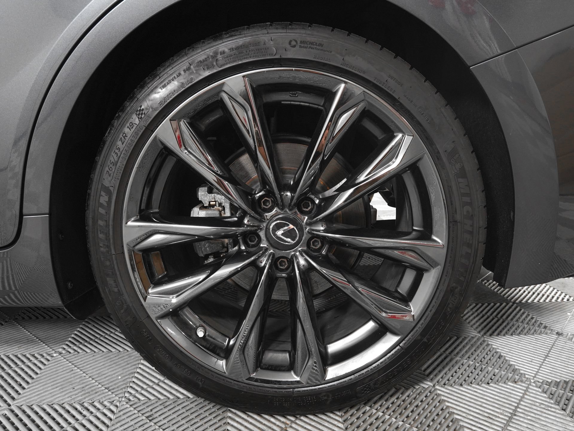 Used 2022 Lexus IS 350 F Sport AWD/4WD image 29