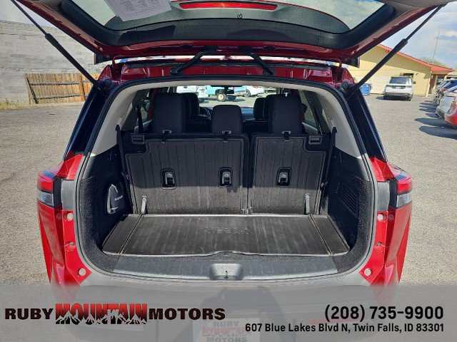Used 2024 Nissan Pathfinder SV w/ Cargo Package AWD/4WD image 28