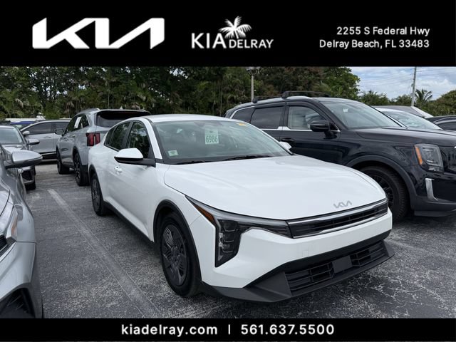 Certified 2025 Kia K4 FWD image 1