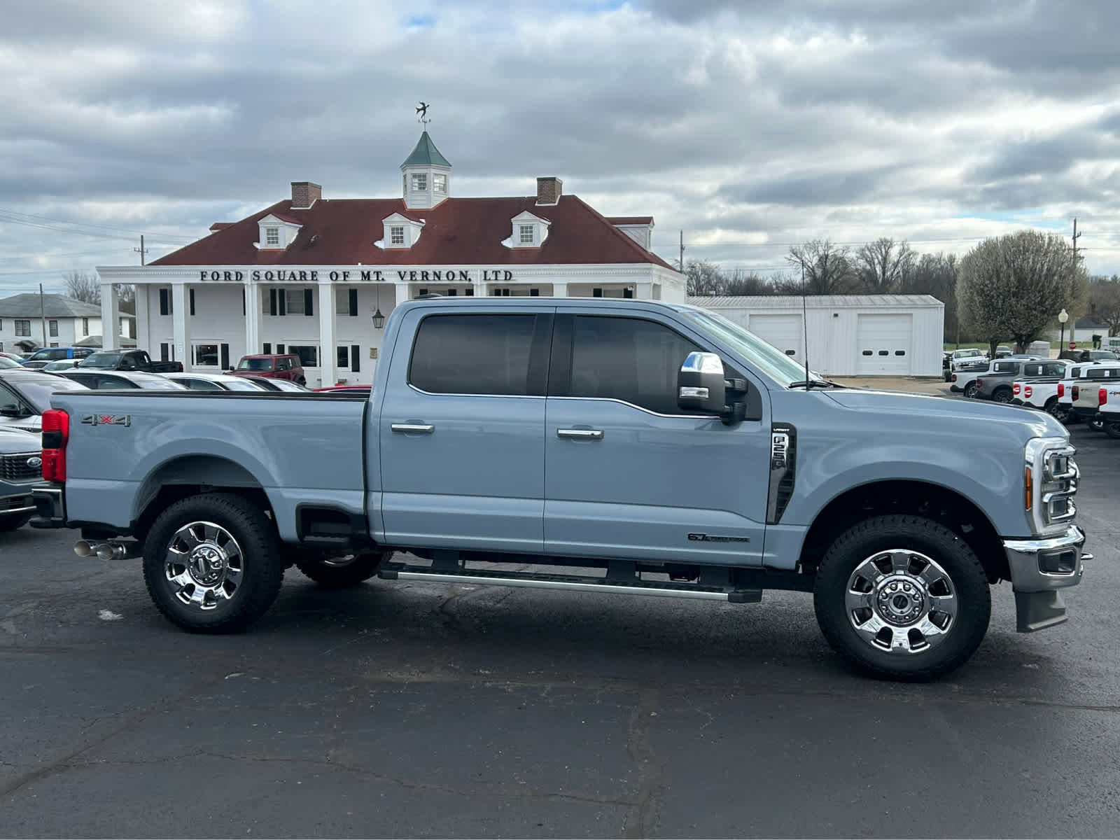 Used 2024 Ford F250 Lariat w/ Chrome Package image 5
