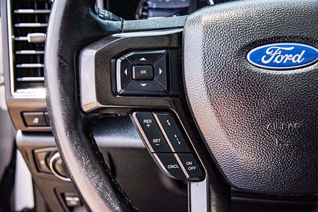 Used 2021 Ford Expedition Limited AWD/4WD image 9
