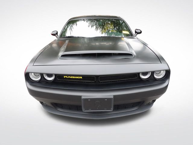 Used 2018 Dodge Challenger R/T w/ Driver Convenience Group RWD image 16