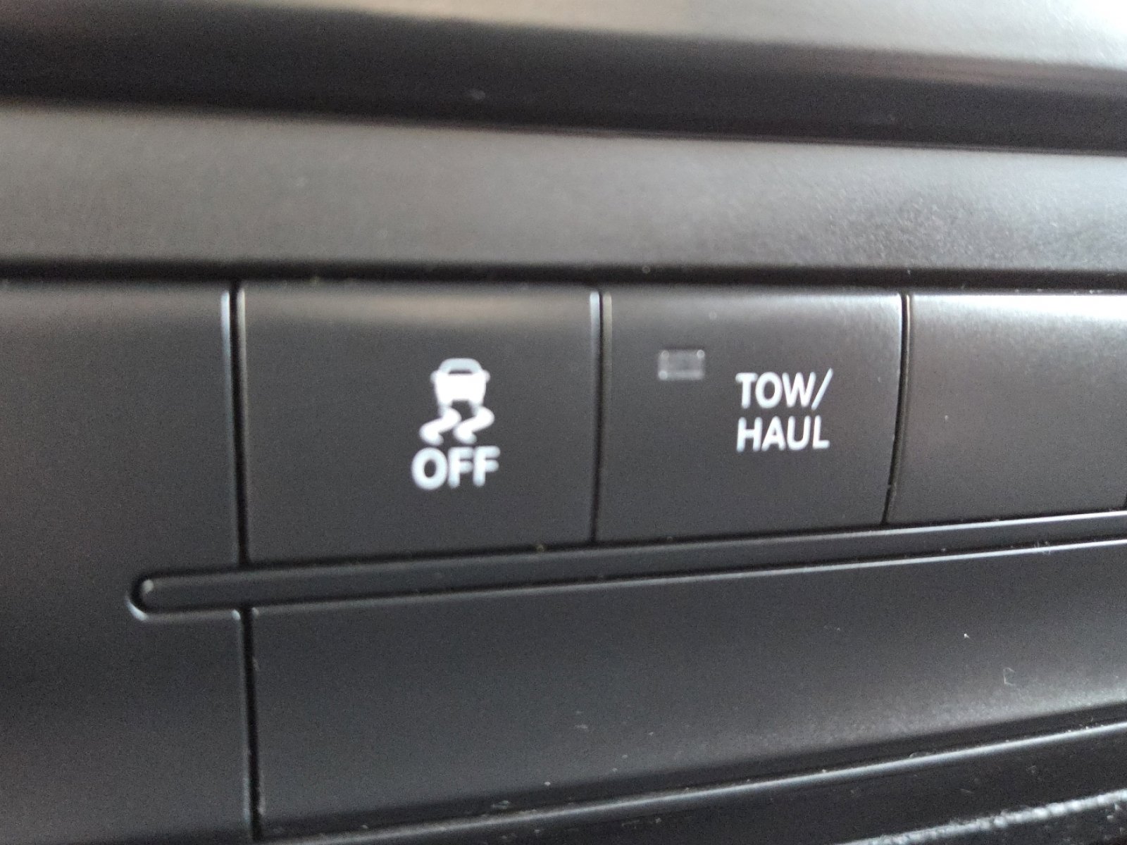 Used 2014 RAM 2500 Tradesman w/ Chrome Appearance Group image 4