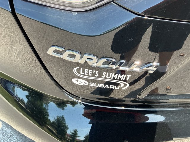 Used 2025 Toyota Corolla LE FWD image 5
