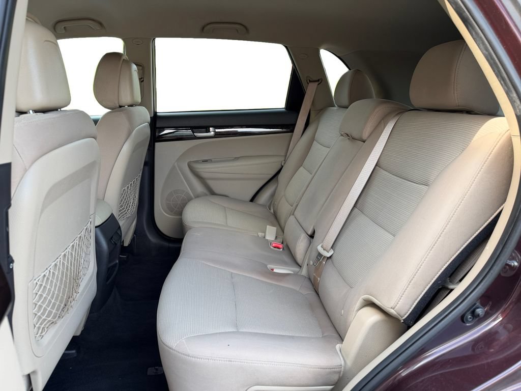 Used 2014 Kia Sorento LX AWD/4WD image 19