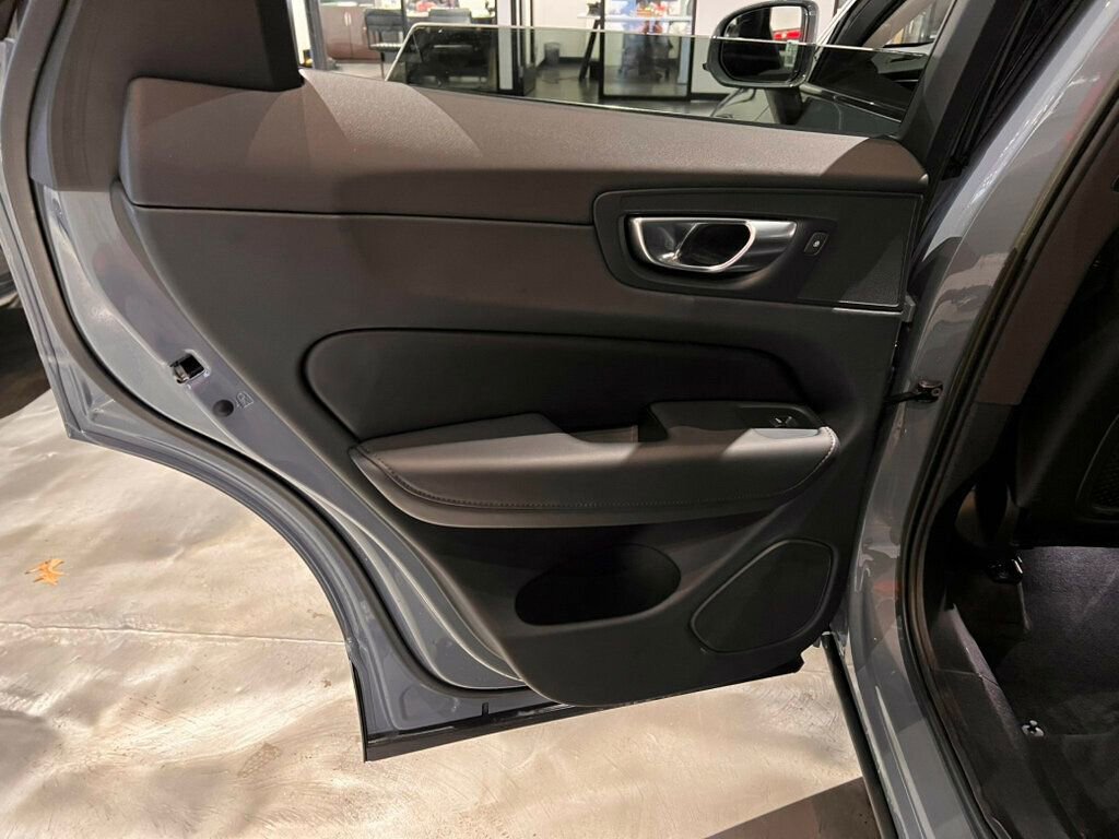 Used 2023 Volvo XC60 B5 Plus w/ Climate Package image 17