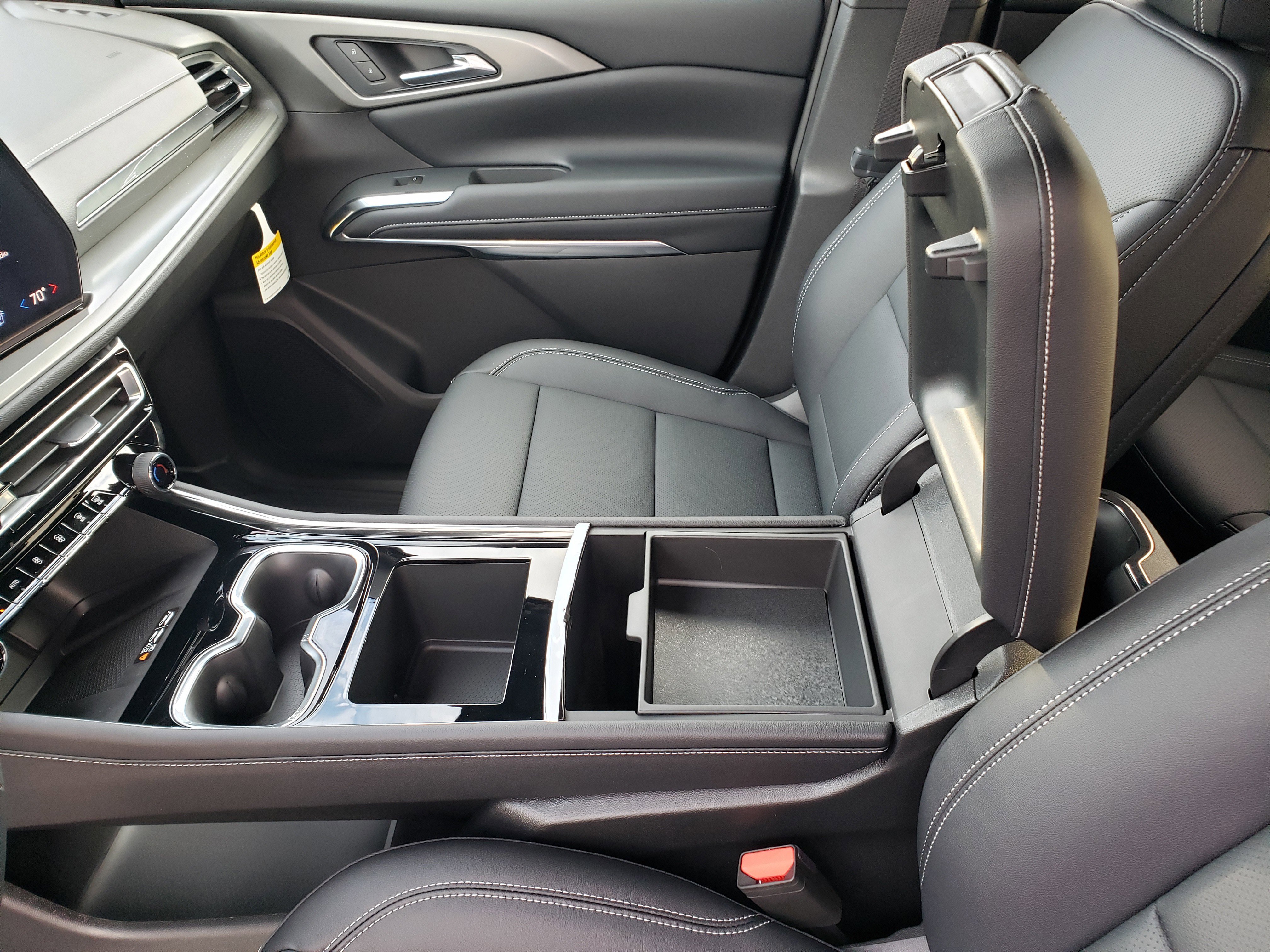 New 2026 Chevrolet Traverse LT w/ Midnight/Sport Edition image 29