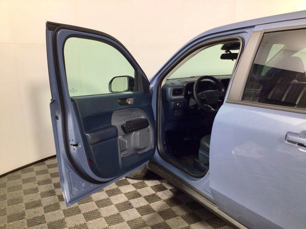 New 2026 Ford Maverick Lariat w/ Black Appearance Package image 15