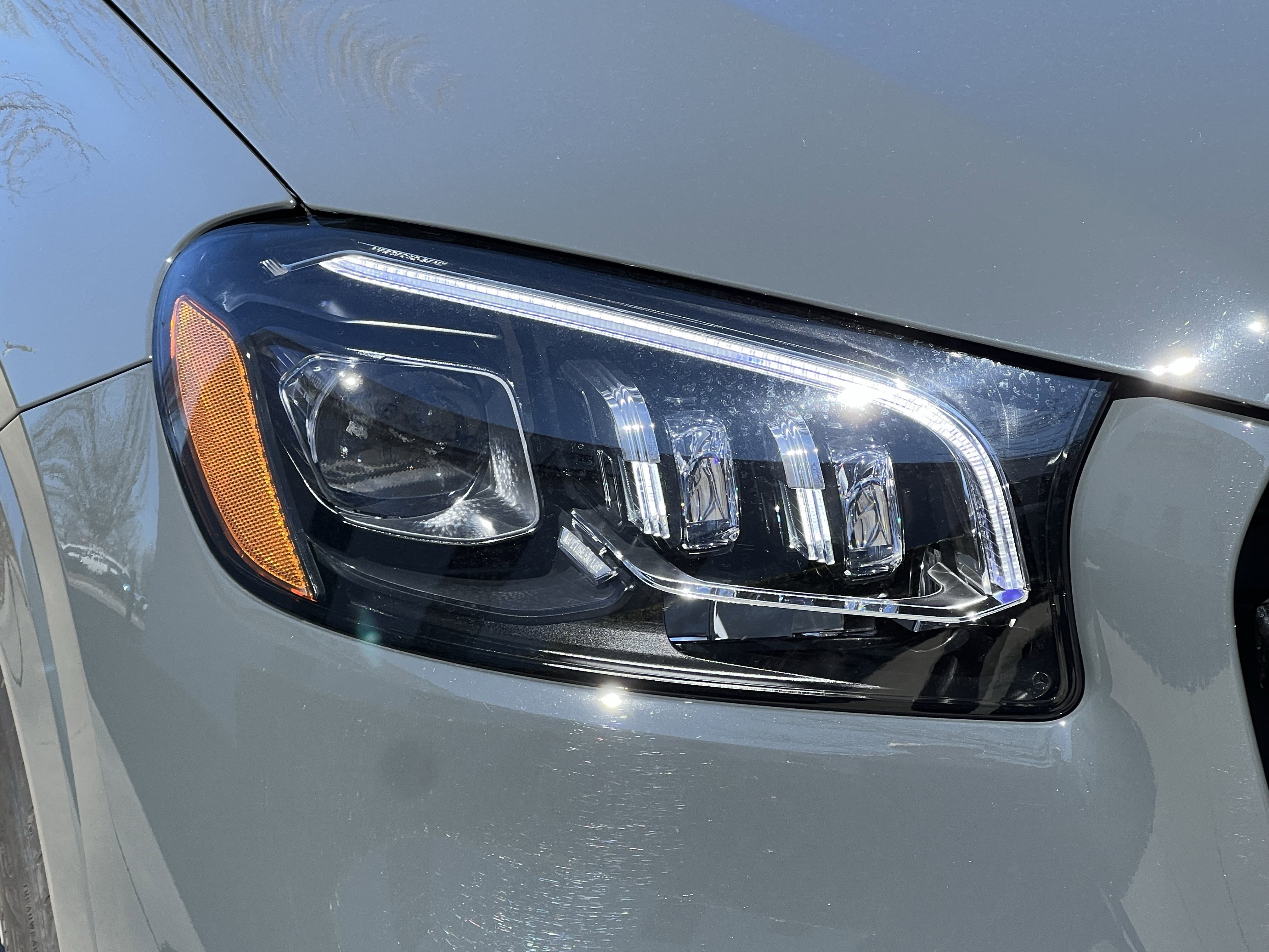 Used 2025 Mercedes-Benz GLS 450 4MATIC image 11