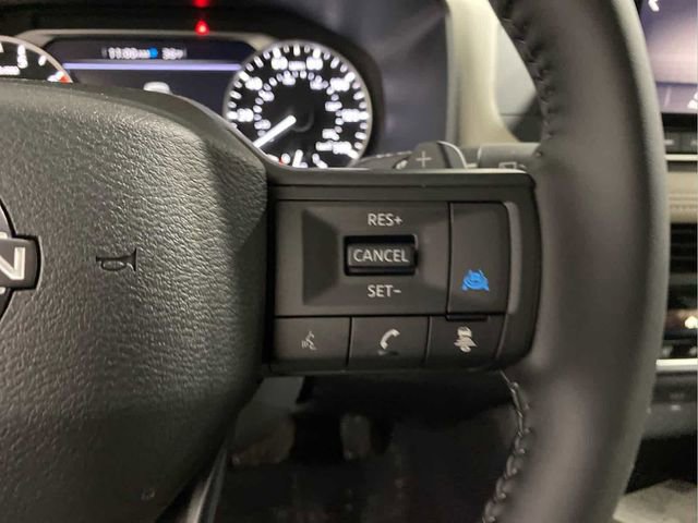 Certified 2025 Nissan Rogue SV image 11