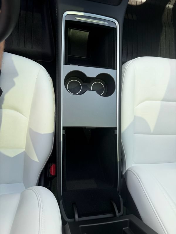 Used 2023 Tesla Model 3 Standard Range RWD image 38
