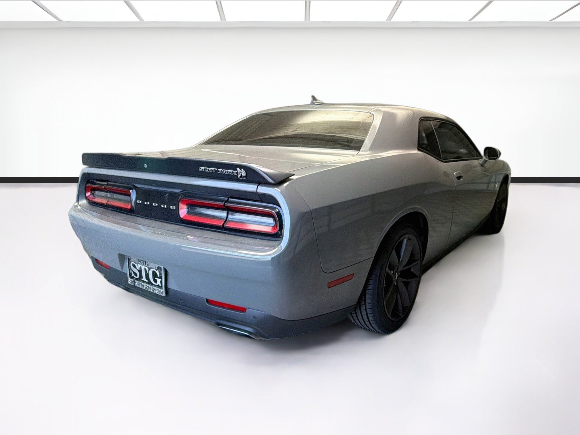 Used 2019 Dodge Challenger R/T Scat Pack RWD image 6