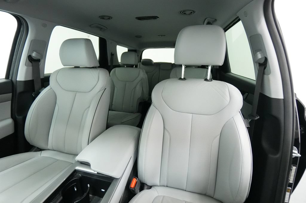 Used 2024 Hyundai Palisade SEL FWD image 13