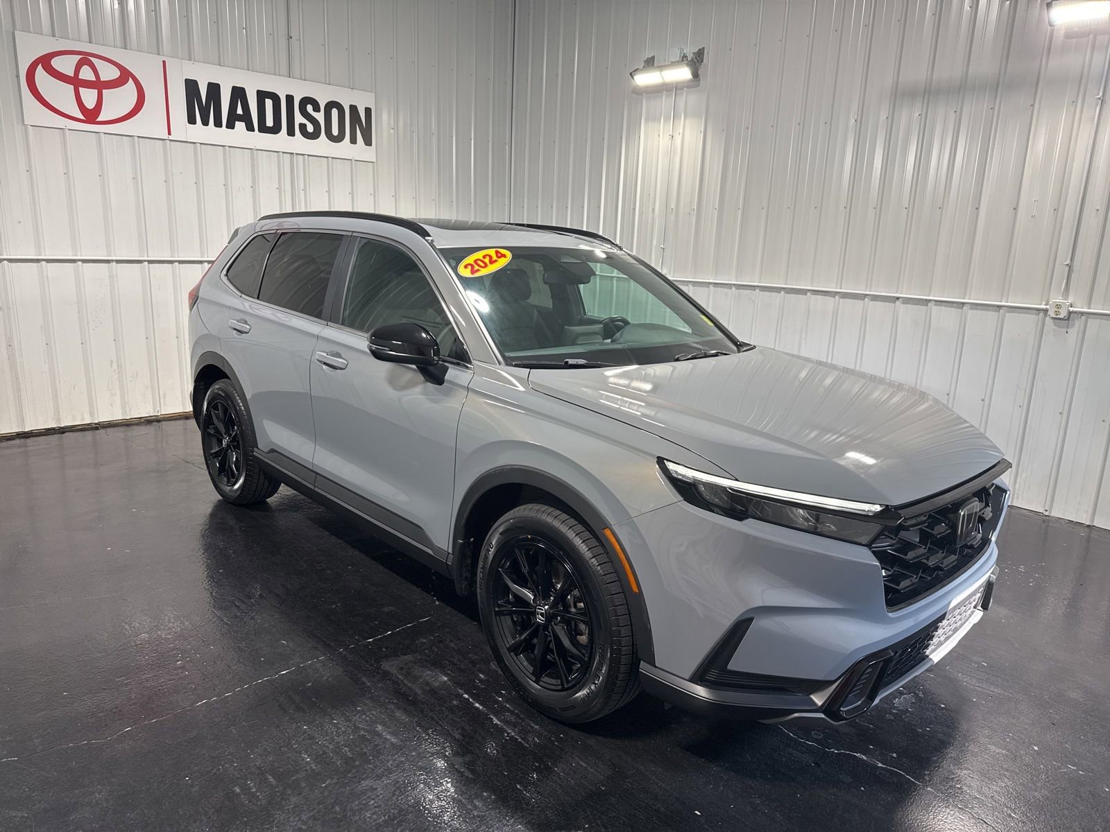Used 2024 Honda CR-V Sport image 4
