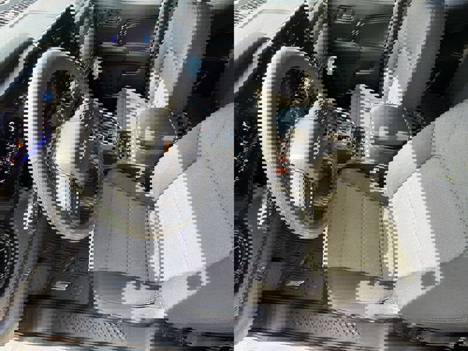 Certified 2024 Chevrolet Colorado W/T w/ WT Convenience Package II image 3