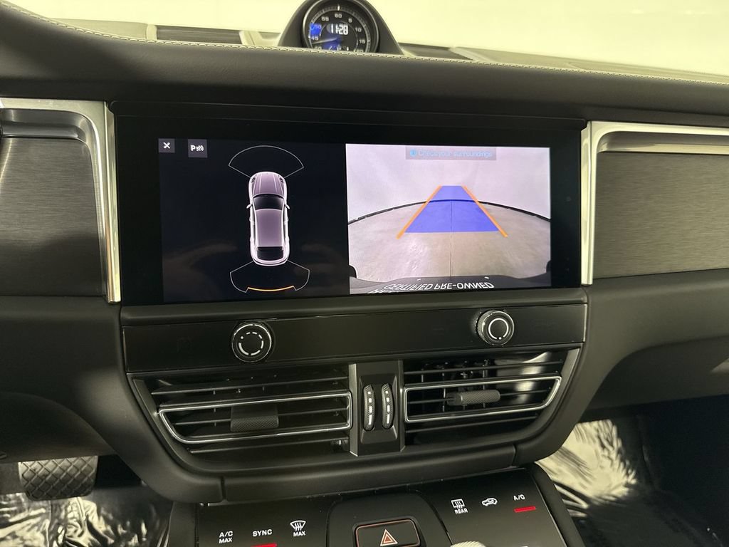 Certified 2025 Porsche Macan GTS AWD/4WD image 29