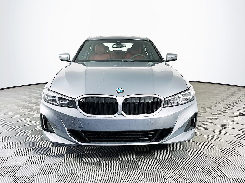 Used 2025 BMW 330i xDrive Sedan w/ M Sport Package image 3