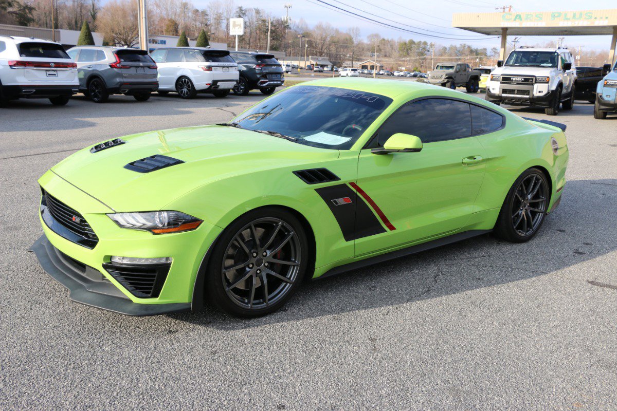 Used 2020 Ford Mustang GT Premium w/ GT Performance Package RWD image 1