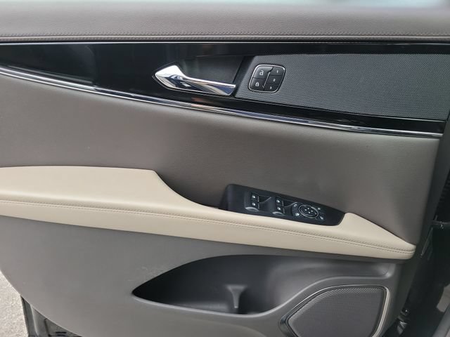Certified 2023 Lincoln Nautilus FWD w/ Premium Package image 16