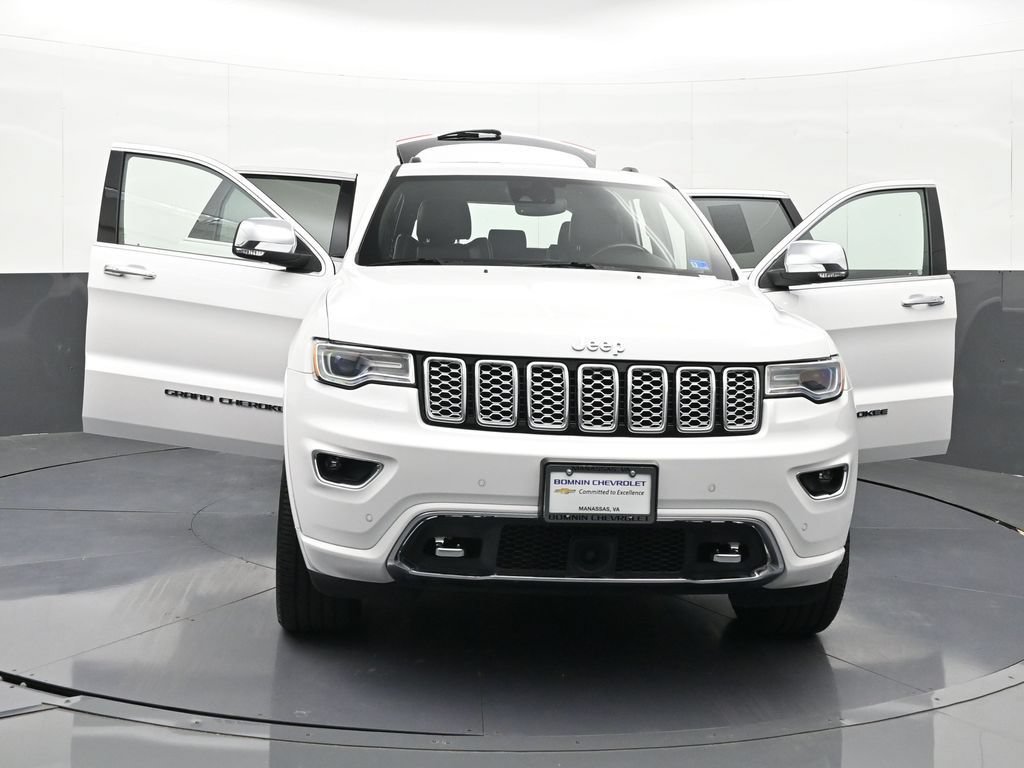 Used 2019 Jeep Grand Cherokee Overland AWD/4WD image 44