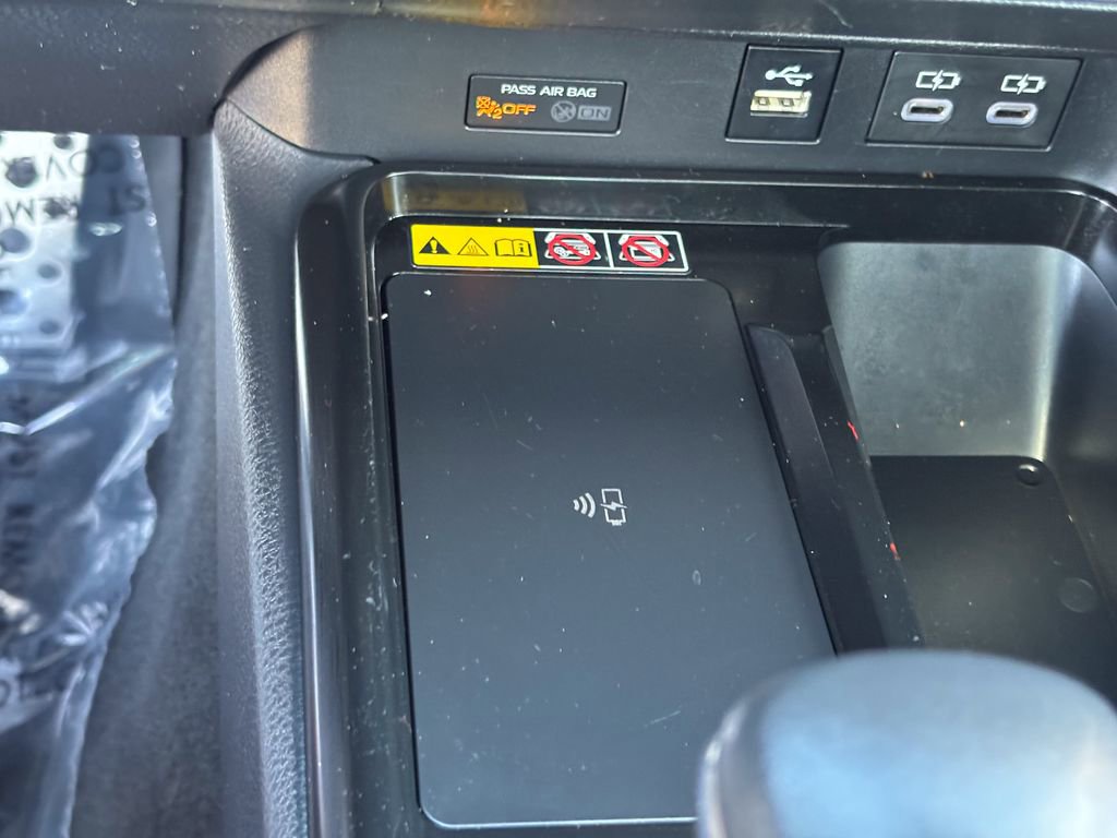 Certified 2025 Toyota Camry SE w/ Convenience Package AWD/4WD image 27