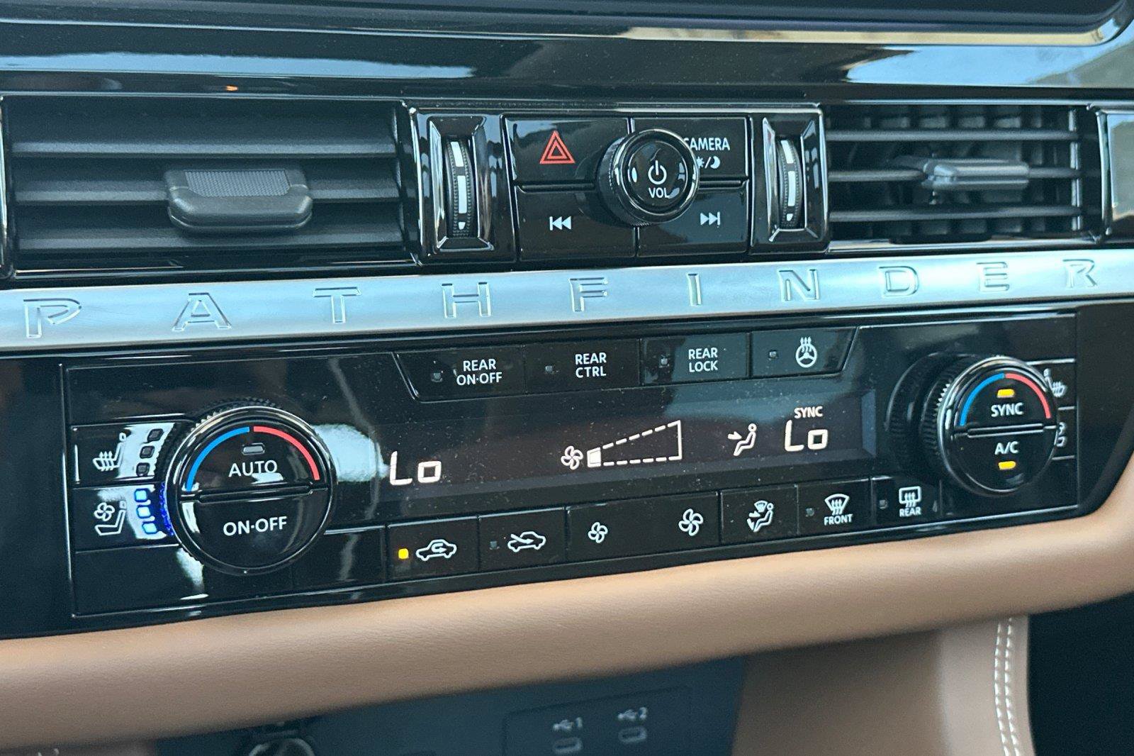 New 2026 Nissan Pathfinder Platinum AWD/4WD image 20